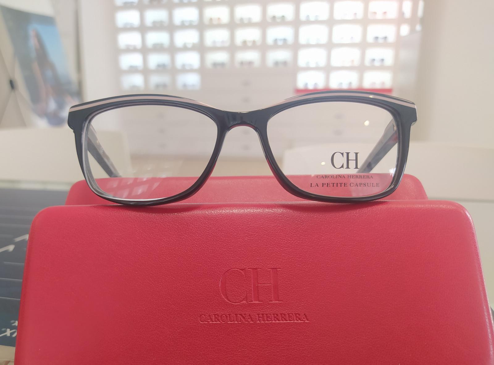 Gafa de graduado Carolina Herrera VHE836L col.0700 - Imagen 2